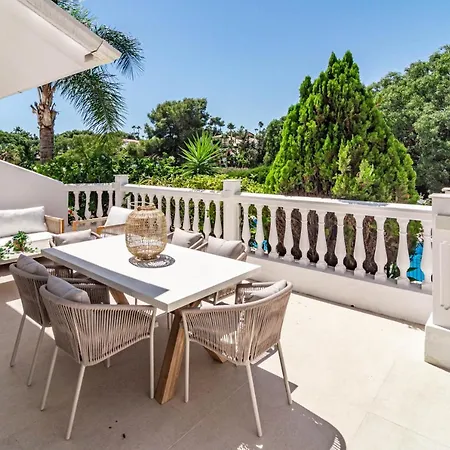 Holiday home Fully Renovated Scandinavian Style 2 Bed In The Heart Of Puerto Banus Marbella